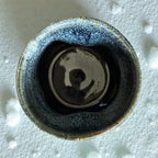 Handgemaakte keramische kop met hartjes